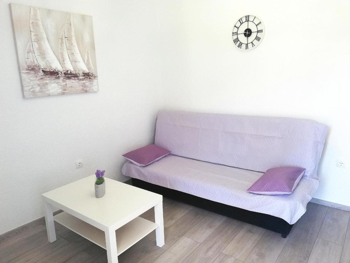 Apartments Amfora Gdinj Ngoại thất bức ảnh